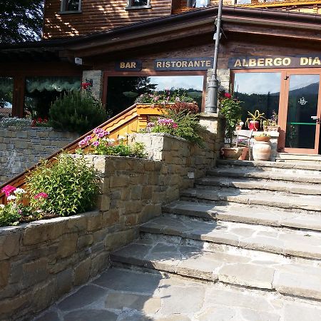 Albergo Diana Cerreto Laghi Bagian luar foto