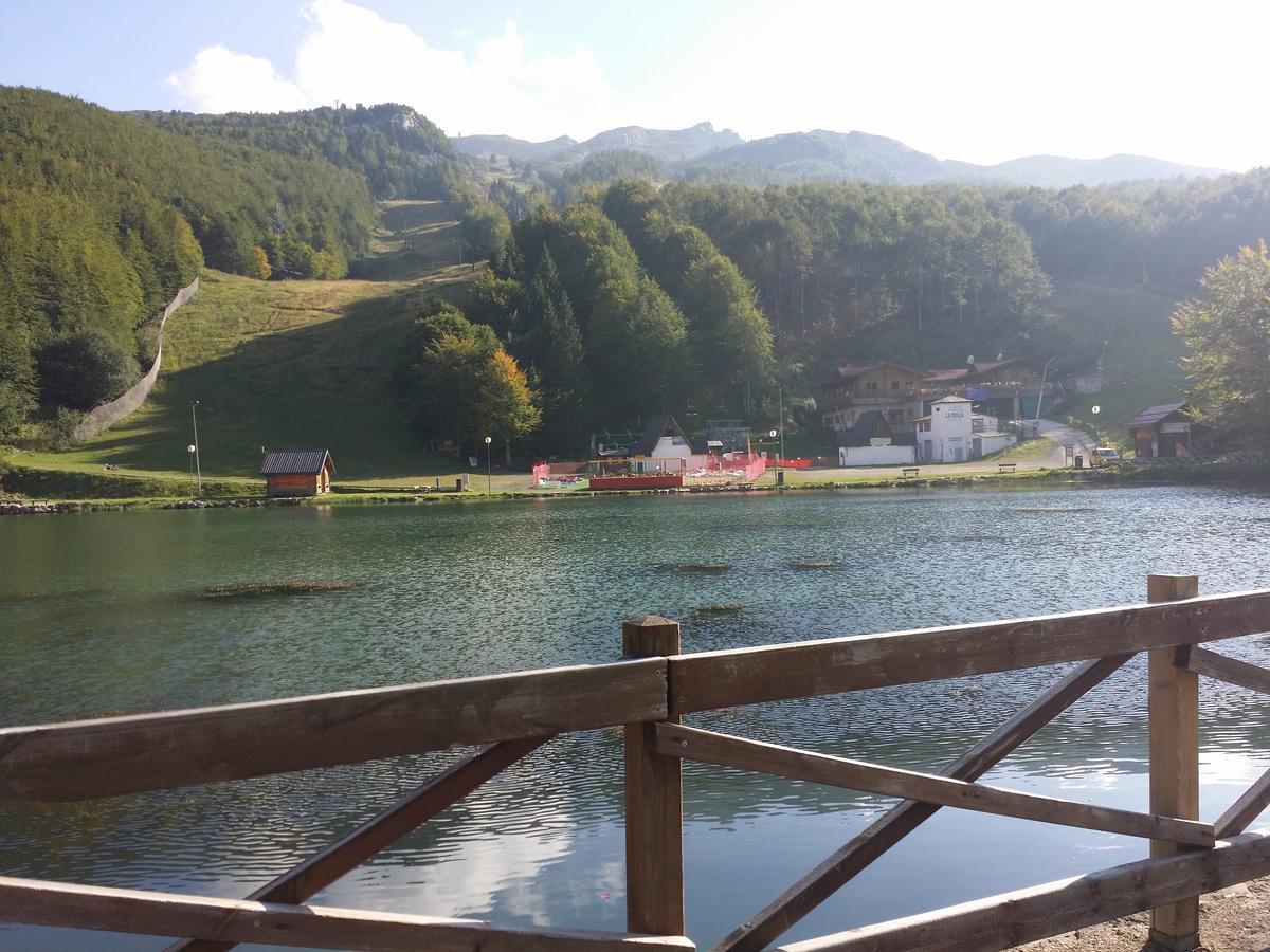Albergo Diana Cerreto Laghi Bagian luar foto